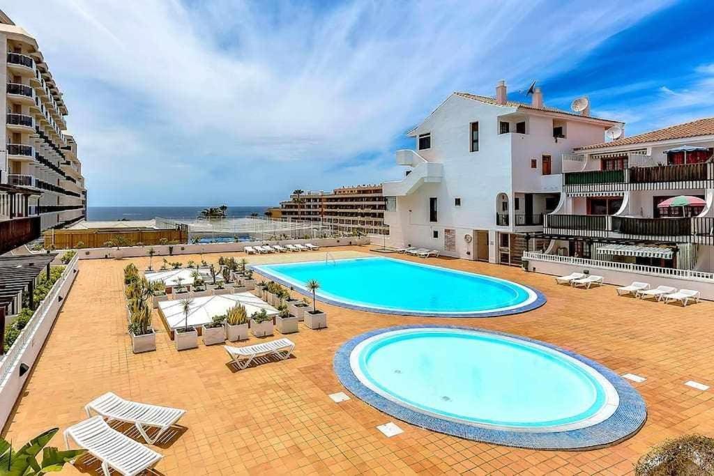 Ocean View Apartments In Park Royal I Адехе Экстерьер фото