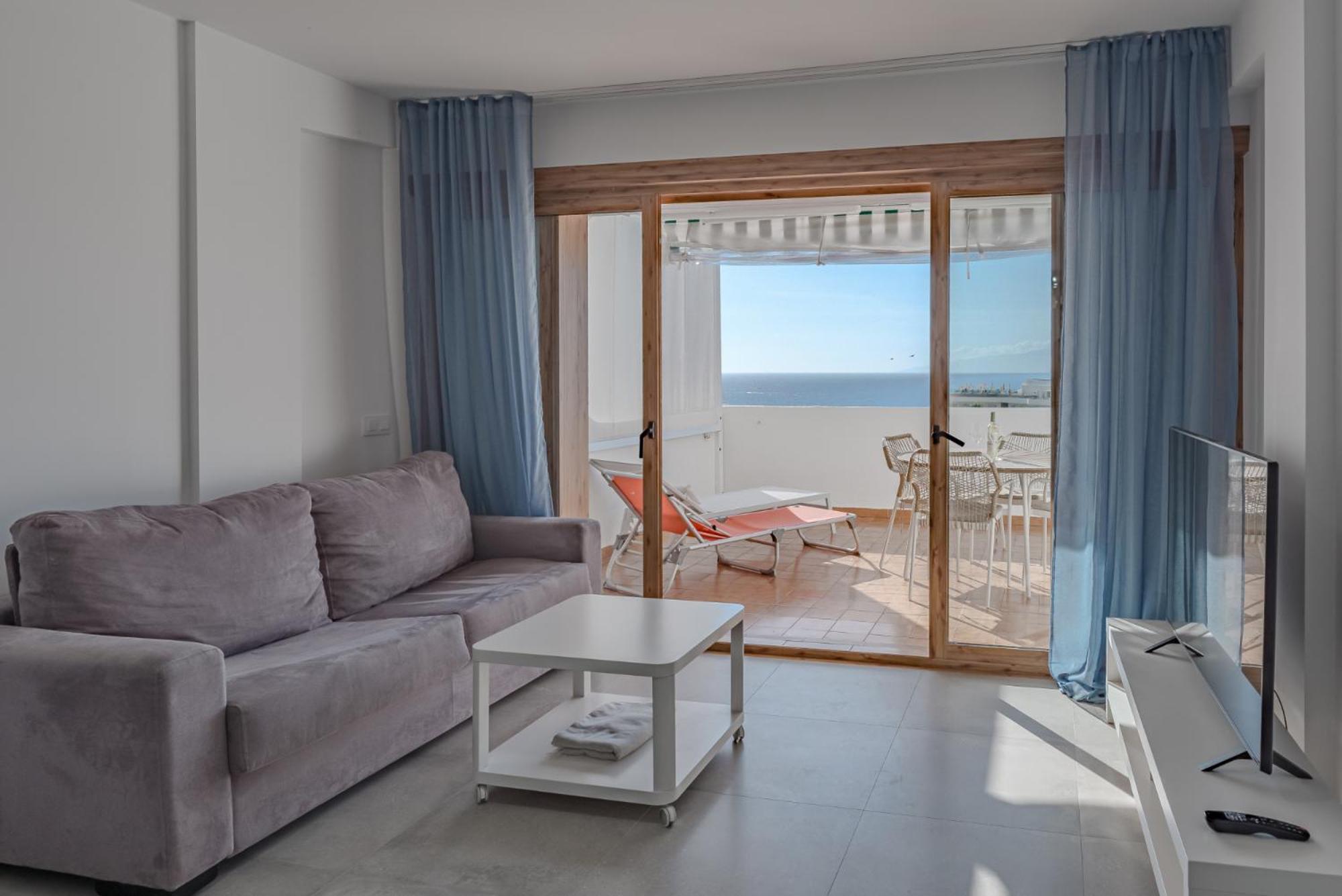 Ocean View Apartments In Park Royal I Адехе Экстерьер фото
